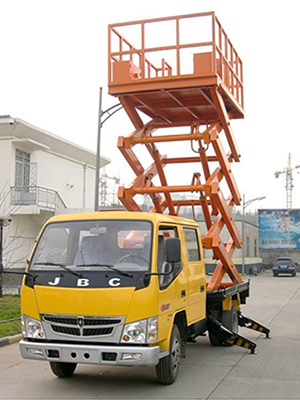 移動車載式升降機(jī)